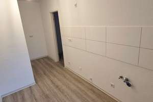 *Freiraum genießen - modernisierte 2-Zimmer-Wohnung* Tageslichtbad mit Wanne + Balkon + Aufzug – Hansemannplatz 1, 52062 Hansemannplatz, Aachen – Vorschaubild 8