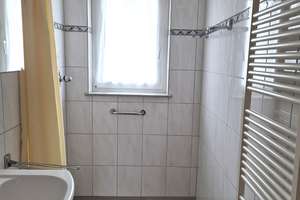 Schönes 8-Zimmer-Haus in Heimerdingen – Die vollständige Adresse der Immobilie erhältst du vom Anbieter., 71254 Ditzingen – Vorschaubild 4