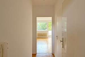 modernisierte Eigentumswohnung mit Stellplatz zum Kauf in Hamburg Lokstedt - Wentzel Dr. – Die vollständige Adresse der Immobilie erhältst du vom Anbieter., 22529 Lokstedt, Hamburg – Vorschaubild 9