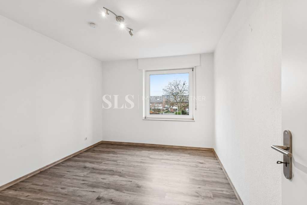 Immobilie in Willich - Großzügiges Wohngefühl im Herzen von Willich – Ihr komfortables 1.-OG-Zuhause mit Balkon - Bild 1