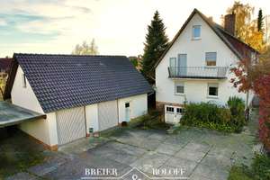 Zweifamilienhaus mit Doppelgarage und Ausbaureserve in Rinteln-Krankenhagen – Die vollständige Adresse der Immobilie erhältst du vom Anbieter., 31737 Rinteln – Vorschaubild 1
