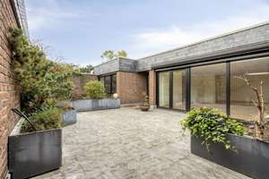 sanierter Atrium-Bungalow in Toplage mit Parkett, moderner Küche, PKW-Stellplatz uvm. !!! – 40547 Lörick, Düsseldorf – Vorschaubild 2