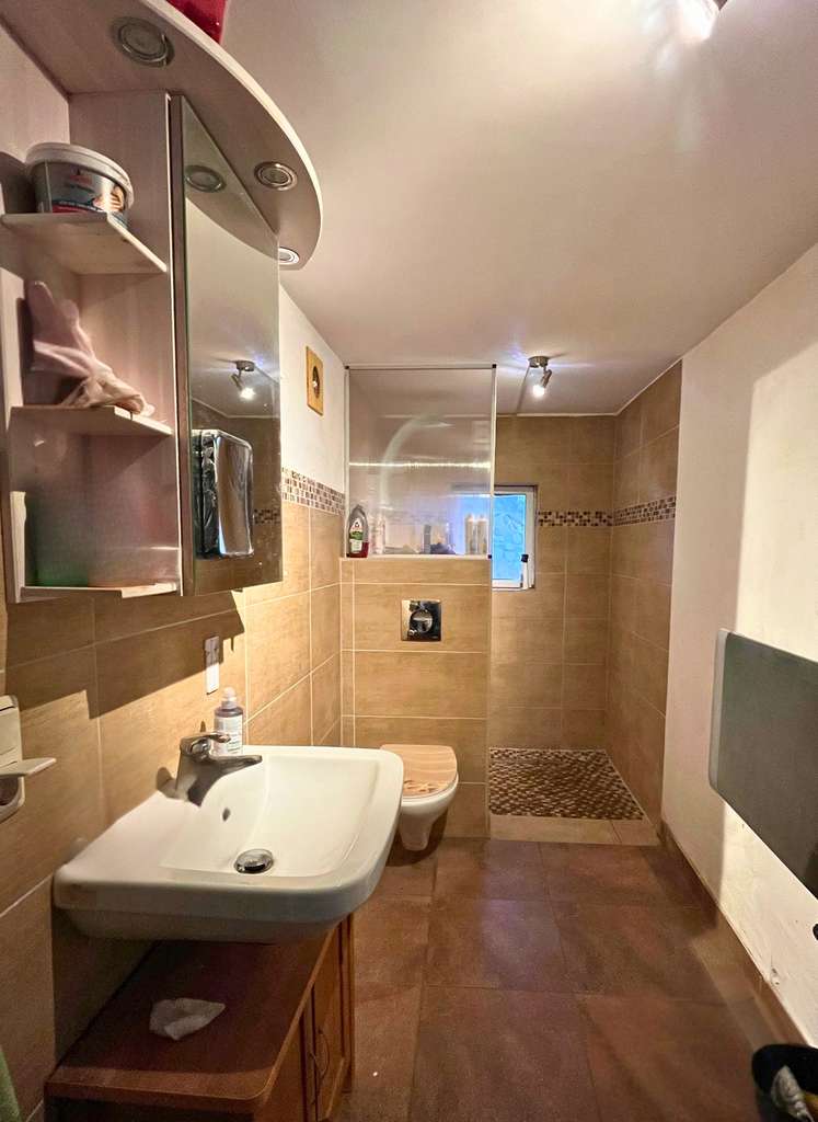 Immobilie in Neuenburg am Rhein - Saniertes Einfamilienhaus mit ausbaufähiger Scheune - Bild 4