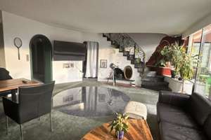 Großzügige 5-Zimmer Dachgeschosswohnung mit Balkon in Stuttgart-Mitte erstmal bis April 2027 – Jakobstraße 20, 70182 Heusteigviertel, Stuttgart – Vorschaubild 2