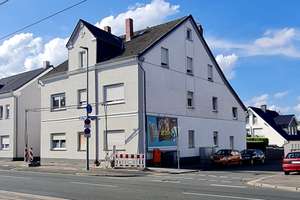 Helle 2-Zimmer-Wohnung im renovierten Mehrfamilienhaus mit Einbauküche, sofort zum Wohlfühlen!