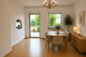 Großzügiges Siedlungshaus mit fünf Zimmern und viel Potenzial – Die vollständige Adresse der Immobilie erhältst du vom Anbieter., 64295 Darmstadt-West, Darmstadt – Vorschaubild 2