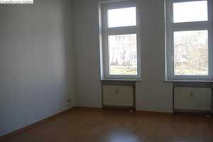Ruhige Lage mit Parkblick - EBK+Laminat+Tageslichtbad mit Badewanne! – Adolph-Menzel-Straße 9, 4157 Leipzig – Vorschaubild 8