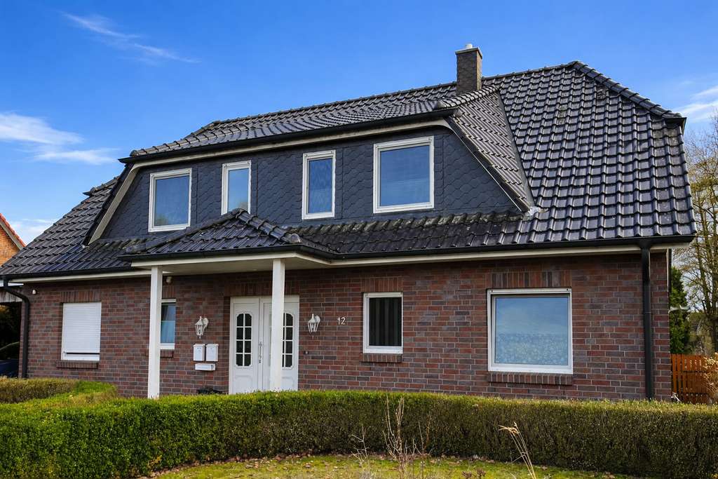 Immobilie in Hittbergen - Zweifamilienhaus in Hohnstorf – Sackgassenlage und Elbnähe - Bild 1