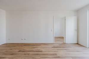 Schöne helle Wohnung im Neubau! – Lily-Braun-Str. 13, 12619 Hellersdorf, Berlin – Vorschaubild 2
