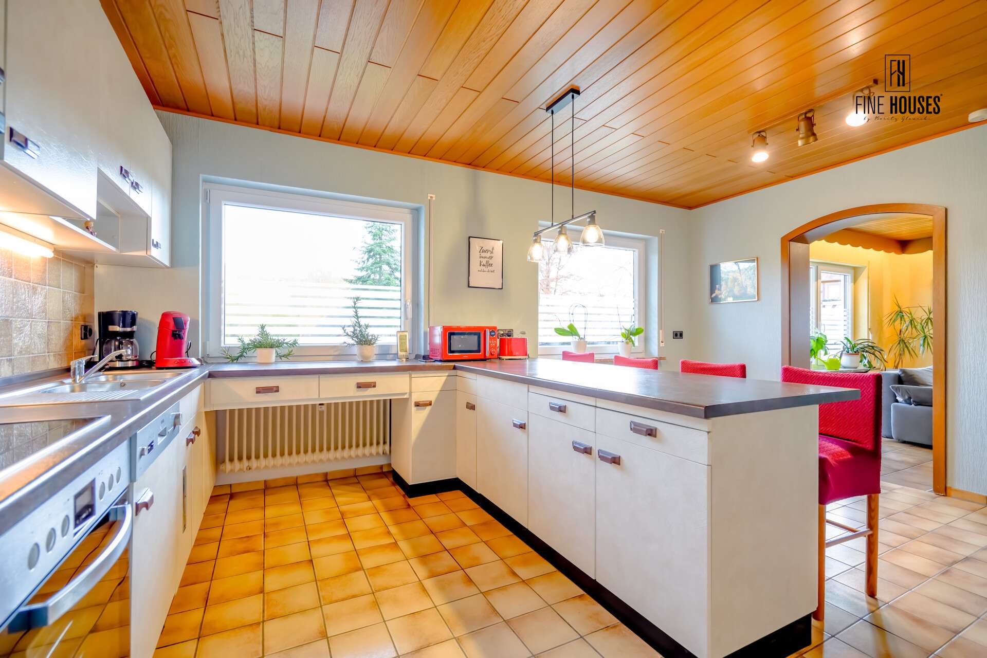 Immobilie in Michelstadt - Wohnen im Grünen: Einfamilienhaus mit Einliegerwohnung in Michelstadt/Weiten-Gesäß. - Bild 6