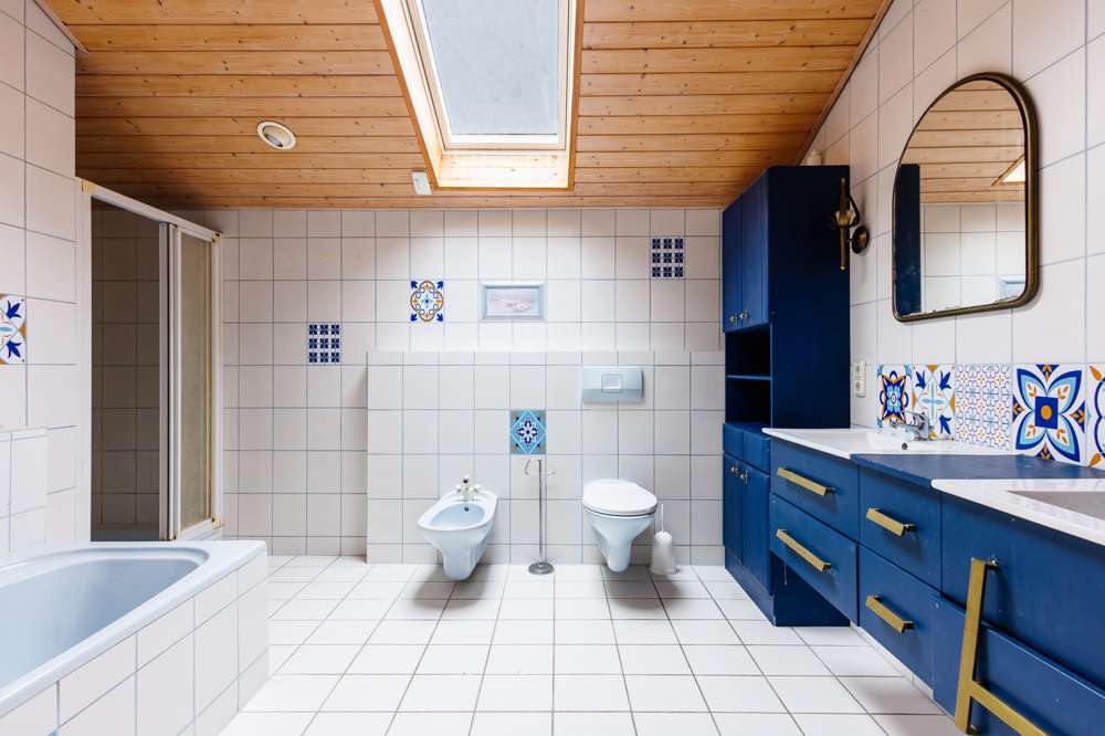 Immobilie in Engelsberg - Schönes Einfamilienhaus mit Garten, Terrasse und Doppelgarage–ruhige Familienidylle im Chiemgau - Bild 13