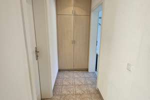 Reiheneckhaus mit viel Charme und Gestaltungsmöglichkeiten auf einem sonnigen Südgrundstück – Pfaustr. 21, 86179 Haunstetten-West, Augsburg – Vorschaubild 12