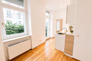 Historische Eleganz trifft modernen Wohnkomfort - Maisonette mit vielfältigen Nutzungsmöglichkeiten! – Die vollständige Adresse der Immobilie erhältst du vom Anbieter., 12161 Friedenau, Berlin – Vorschaubild 3