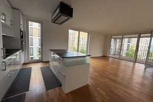 Stilvolle, neuwertige 3-Zimmer-Wohnung mit geh. Innenausstattung mit Balkon und EBK – 63067 Offenbach am Main – Vorschaubild 2