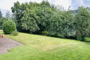 Wohnen auf einer Ebene mit Garage, Doppelcarport und Garten – Flurstraße 6, 67744 Kusel (Kreis) – Vorschaubild 2