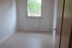 Ansprechende 4-Zimmer-Wohnung in Wolfsburg // 2 Kinderzimmer – Holzweg 1, 38448 Vorsfelde, Wolfsburg – Vorschaubild 9