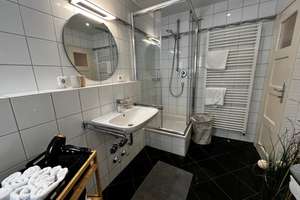 Urban wohnen in Schwabing-West: großzügige 3-Zimmer-Wohnung mit Loft-Charakter, Loggia & Lift – Wormser Str. 1, 80797 Neuschwabing, München – Vorschaubild 8