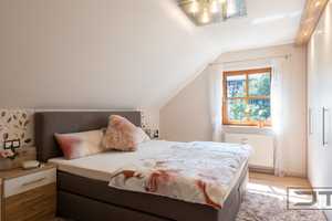 Modernisiertes EFH mit Einliegerwohnung und Traumgarten mit Fernblick auf den Rauhen Kulm! – Schlossgarten 16, 95517 Bayreuth (Kreis) – Vorschaubild 28