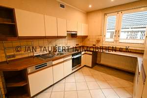 ***FÜR DIE JUNGE FAMILIE - IMMOBILIE MIT POTENTIAL*** zentrale Lage in Henstedt-Ulzburg – Hamburger Straße 0, 24558 Henstedt-Ulzburg – Vorschaubild 4