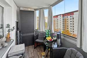 Praktisch geschnittene 3-Zimmer-Wohnung in Berlin – Die vollständige Adresse der Immobilie erhältst du vom Anbieter., 13051 Neu-Hohenschönhausen, Berlin – Vorschaubild 3