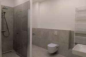 Frisch sanierte, barrierefreie 2-Zimmer-Wohnung mit Terrasse – Reulestraße 17, 12105 Mariendorf, Berlin – Vorschaubild 7