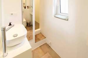 Zeitlose Altbau-Eleganz trifft urbanes Lebensgefühl in Neuehrenfeld – Die vollständige Adresse der Immobilie erhältst du vom Anbieter., 50823 Neuehrenfeld, Köln – Vorschaubild 8