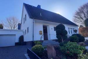Großzügiges EFH in Bestlage von Krefeld - Traar – Die vollständige Adresse der Immobilie erhältst du vom Anbieter., 47802 Traar, Krefeld – Vorschaubild 3