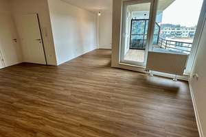 Großzügige 4-Zimmer-Wohnung mit ca. 135 m², Balkon, 2 Bädern, Aufzug und Garage in Düsseldorf-Bilk – 40223 Bilk, Düsseldorf – Vorschaubild 4