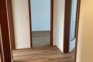 Helle 3-Zimmer Wohnung im 2. OG mit Balkon und Garage in Hannover-Bothfeld – Hägewiesen 103, 30657 Sahlkamp, Hannover – Vorschaubild 3