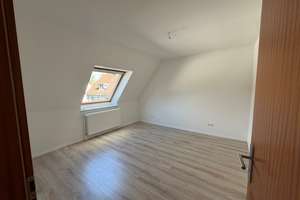 sanierte 3-Zimmer-Wohnung im DG mit Balkon – 23564 Sankt Gertrud, Lübeck – Vorschaubild 4