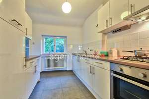 MÖBLIERT - HALBHÖHENLAGE - Tolle, großzügige Wohnung mit Balkon – Die vollständige Adresse der Immobilie erhältst du vom Anbieter., 70193 Kräherwald, Stuttgart – Vorschaubild 10