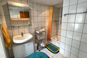Hochspeyer: Großzügiges Zweifamilienhaus mit Ausbaupotenzial, schönem Grundstück und Garage – Die vollständige Adresse der Immobilie erhältst du vom Anbieter., 67691 Hochspeyer – Vorschaubild 11