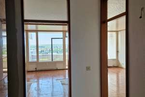 130m² / 5 Zimmer /  2 Etagen  /  3 Balkone  /  2 Bäder / 2 Tiefgaragenstellplätze  /  Fernblick  – Sertoriusring 15, 55126 Finthen, Mainz – Vorschaubild 12