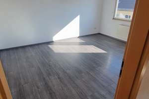 3-Zimmer DG Wohnung mit großer Wohnküche in ruhiger Wohnstaße im Süden von Braunschweig – Lessingstraße 2, 38122 Rüningen, Braunschweig – Vorschaubild 9