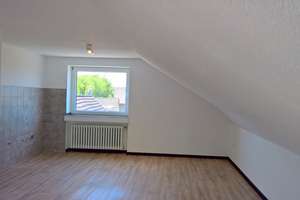 Dachgeschosswohnung ohne Balkon – Die vollständige Adresse der Immobilie erhältst du vom Anbieter., 41469 Hoisten, Neuss – Vorschaubild 5