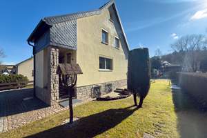 Gepflegtes Familienhaus mit Garten, Kamin & Solar in ruhiger Wohnlage – Die vollständige Adresse der Immobilie erhältst du vom Anbieter., 9465 Sehmatal – Vorschaubild 2