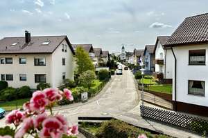 Attraktives Mehrfamilienhaus in Pforzheim-Büchenbronn –
solide Investition mit Entwicklungspotenzia