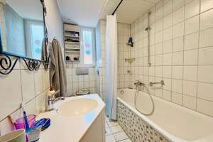 Maisonette-Altbauwohnung mit Dachterrasse & ausgebauter Bühne mit Sichtgebälk, reduzierte Stehhöhe  – 70199 Südheim, Stuttgart – Vorschaubild 26