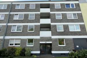 Uni-Nähe - TOP-Sanierte 2-Zimmer Wohnung mit Balkon und Loggia – Merowinger Str. 171, 40225 Bilk, Düsseldorf – Vorschaubild 2