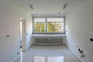 Renovierte 4-Zimmer-Wohnung (ca.100 m²) mit Balkon, Gartenblick & Garage – provisionsfrei – Die vollständige Adresse der Immobilie erhältst du vom Anbieter., 41236 Grenzland-Stadion, Mönchengladbach – Vorschaubild 12