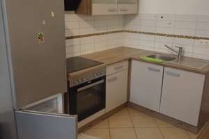 Voll möblierte 2-Zimmer-EG-Wohnung mit Terrasse in Berlin-Treptow – Uninähe, ab 01.09.2026 – Slabystraße 3, 12459 Oberschöneweide, Berlin – Vorschaubild 3