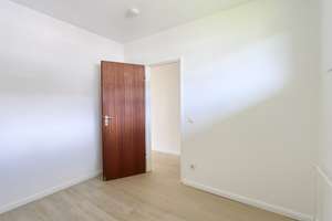 Freie 1,5 Zimmer Wohnung mit TG-Stellplatz in Hamburg-Eidelstedt – Die vollständige Adresse der Immobilie erhältst du vom Anbieter., 22523 Eidelstedt, Hamburg – Vorschaubild 7