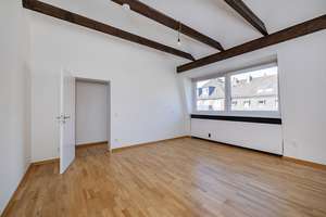 Wohnen mit Charakter – außergewöhnliche Dachgeschosswohnung mit großer Terrasse im Bismarckviertel – Die vollständige Adresse der Immobilie erhältst du vom Anbieter., 47799 Cracau, Krefeld – Vorschaubild 10