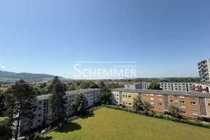 Freiburg-Weingarten ++ Ganz oben wohnen mit Ausblick (7. OG) inkl. TG-Box und EBK