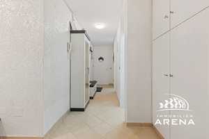 Ruhig. Grün. Hell. 3 ZKB im EG mit 2 Loggien und 2 TG-Boxen in Hochzoll-Süd inkl. EBK, Kunststofff. – Augsburg – Vorschaubild 6