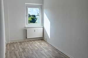 Renovierte 3- Zimmer Wohnung zum Einzug bereit – Berringerstraße 9, 18146 Rostock – Vorschaubild 3