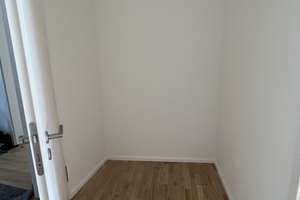 Stilaltbau - moderne 3-Zi. Wohnung mit Wohnküche und großem Balkon - WG geeignet – Tegernseer Landstraße 141, 81539 Obergiesing, München – Vorschaubild 6