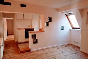 Charmante möblierte 1,5-Zimmer-Dachgeschosswohnung im schönen Weitlingkiez – Zachertstraße 8, 10315 Friedrichsfelde, Berlin – Vorschaubild 6