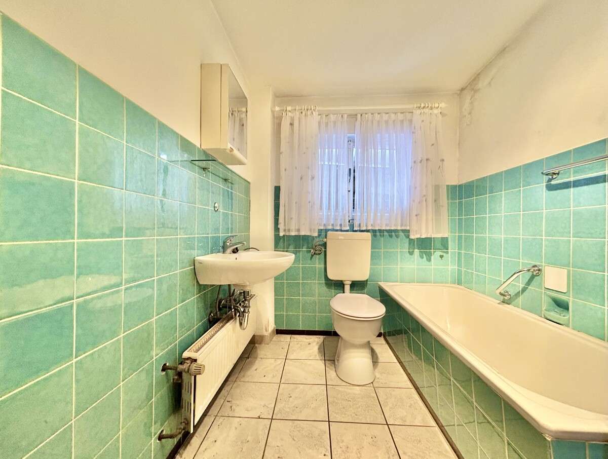 Immobilie in Atzelgift - **Großzügiges Wohnhaus mit traumhaftem Areal in Atzelgift** - Bild 6