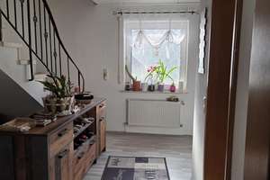 Haus in sehr ruhige Lage – Die vollständige Adresse der Immobilie erhältst du vom Anbieter., 95659 Arzberg – Vorschaubild 7